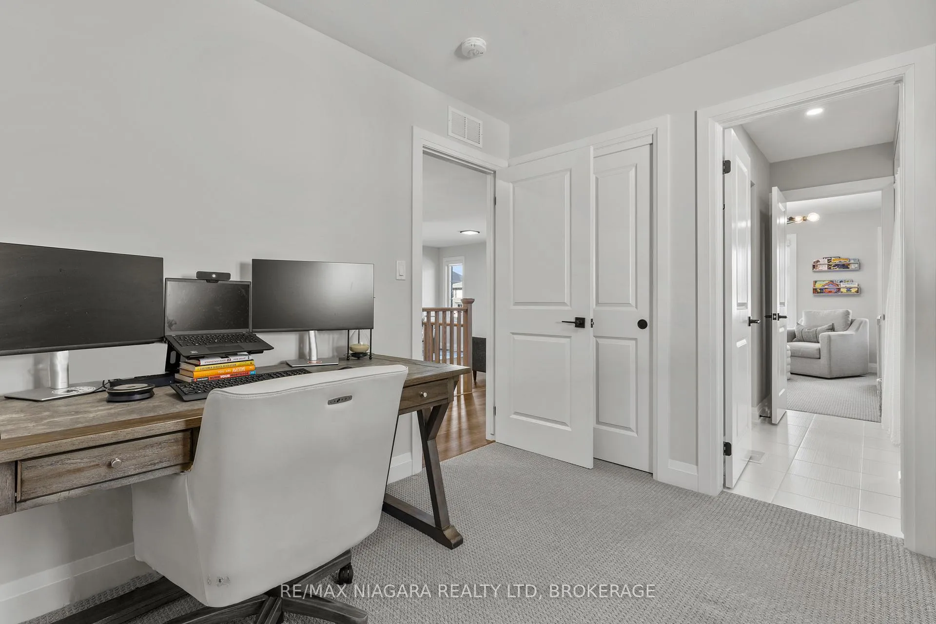 Photo 24 of 236 Walker Road, Pelham, Fonthill — HOMEH