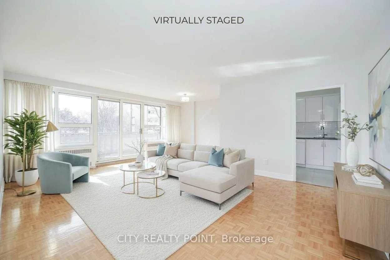 Front of Unit 203, 10 Shallmar Boulevard