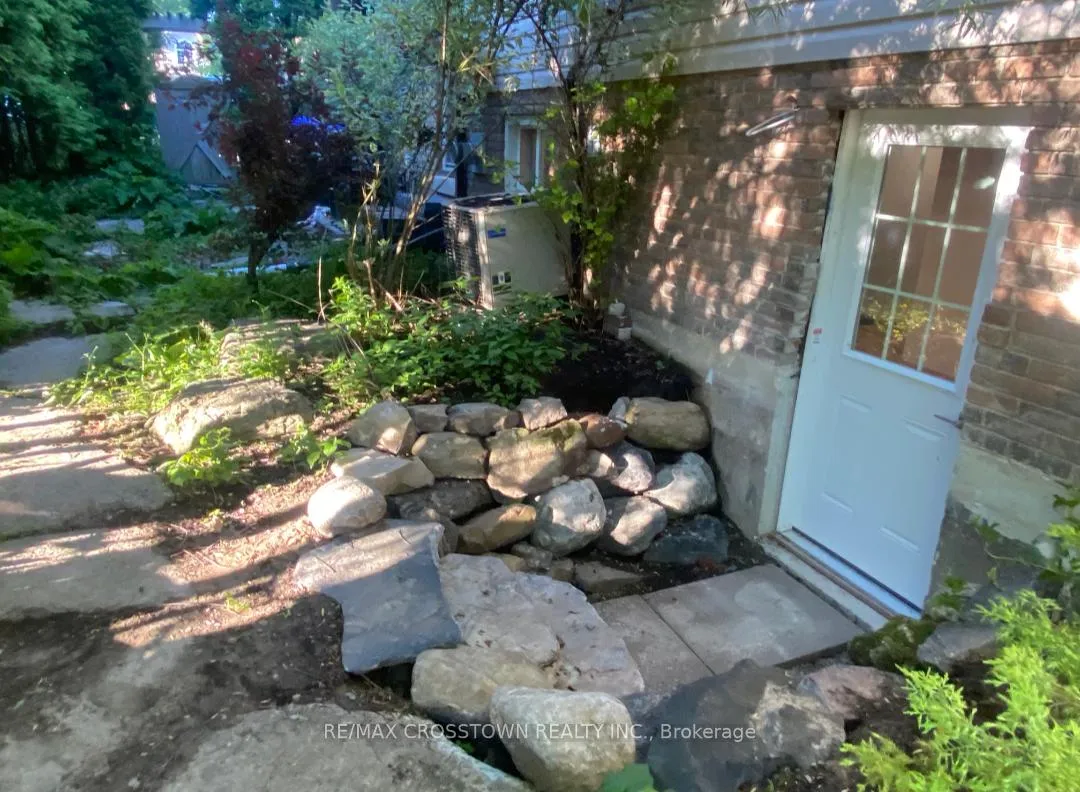 Photo 1 of 44 Smyth Crescent SW, New Tecumseth, Beeton — HOMEH