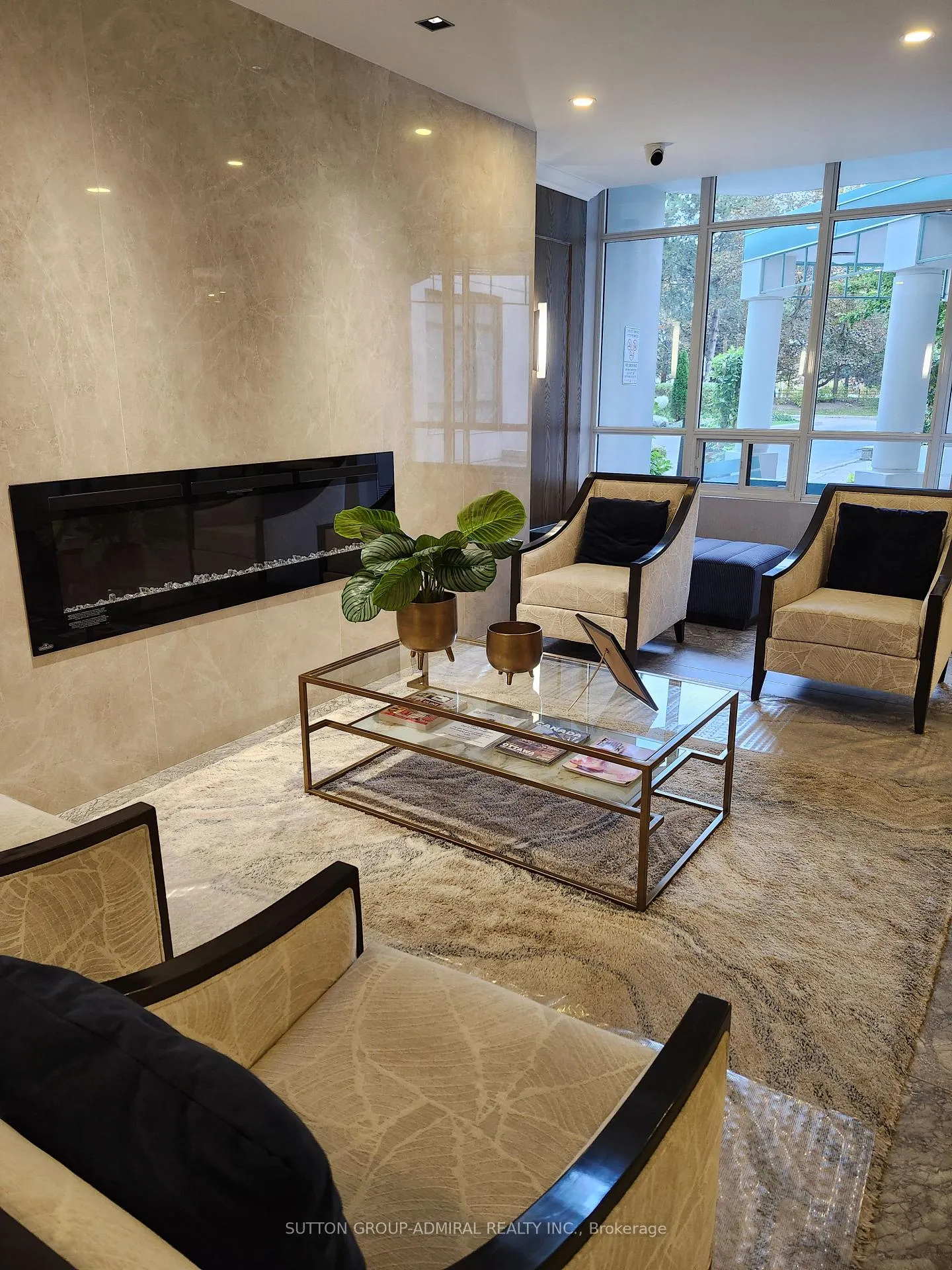 Photo 6 of Unit 910, 120 Promenade Circle, Vaughan, Brownridge — HOMEH