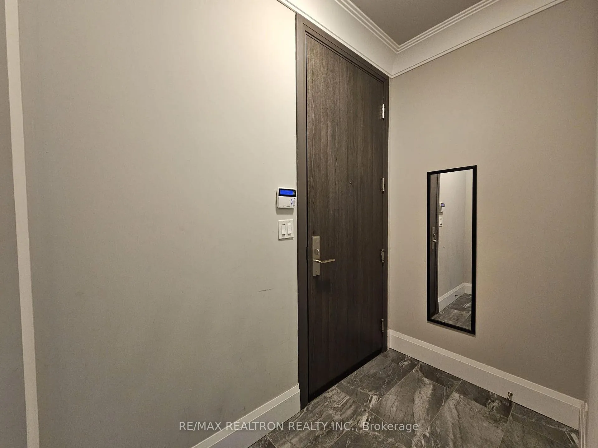 Photo 2 of Unit 807, 15 Water Walk Drive, Markham, Unionville — HOMEH