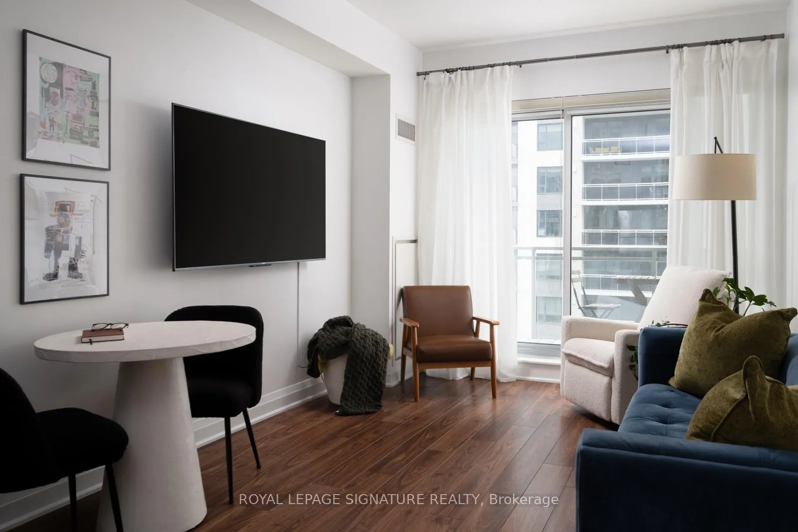 Photo 2 of Unit 1706, 83 Redpath Avenue, Toronto, Mount Pleasant West — HOMEH