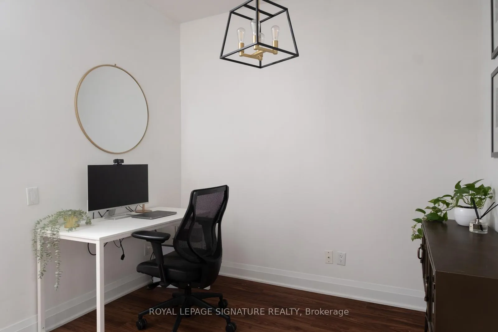 Photo 12 of Unit 1706, 83 Redpath Avenue, Toronto, Mount Pleasant West — HOMEH