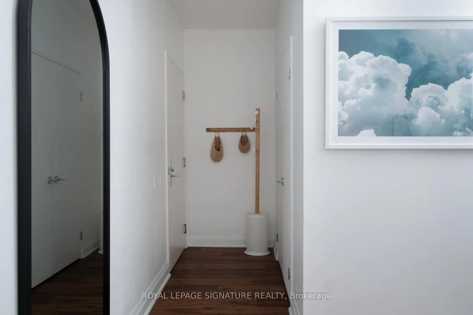 Photo 14 of Unit 1706, 83 Redpath Avenue, Toronto, Mount Pleasant West — HOMEH
