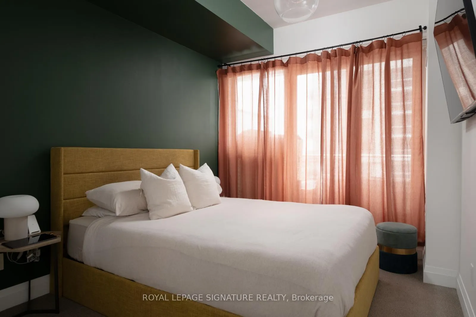 Photo 15 of Unit 1706, 83 Redpath Avenue, Toronto, Mount Pleasant West — HOMEH