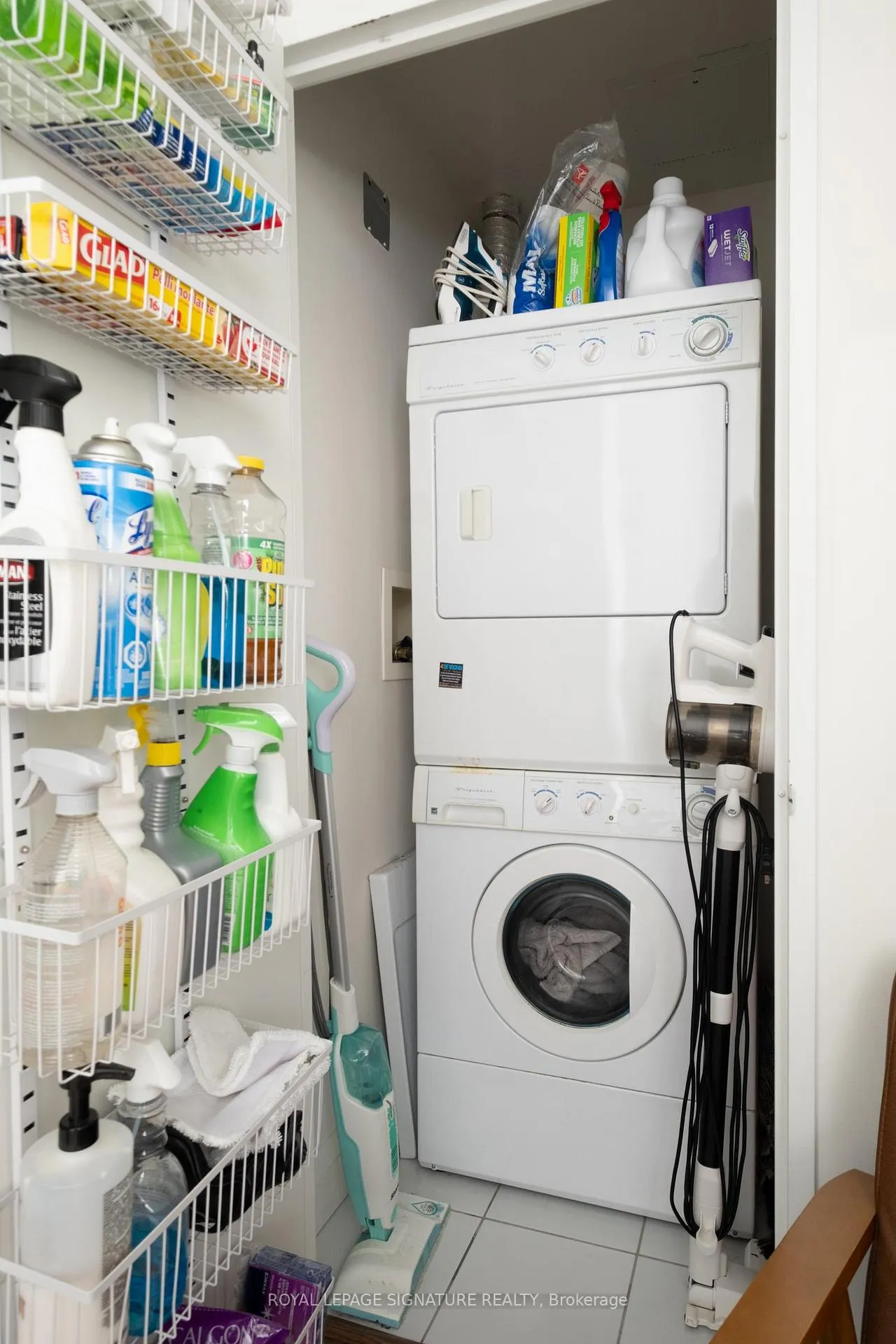 Photo 20 of Unit 1706, 83 Redpath Avenue, Toronto, Mount Pleasant West — HOMEH