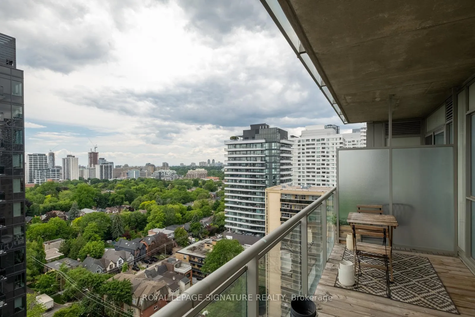 Photo 22 of Unit 1706, 83 Redpath Avenue, Toronto, Mount Pleasant West — HOMEH