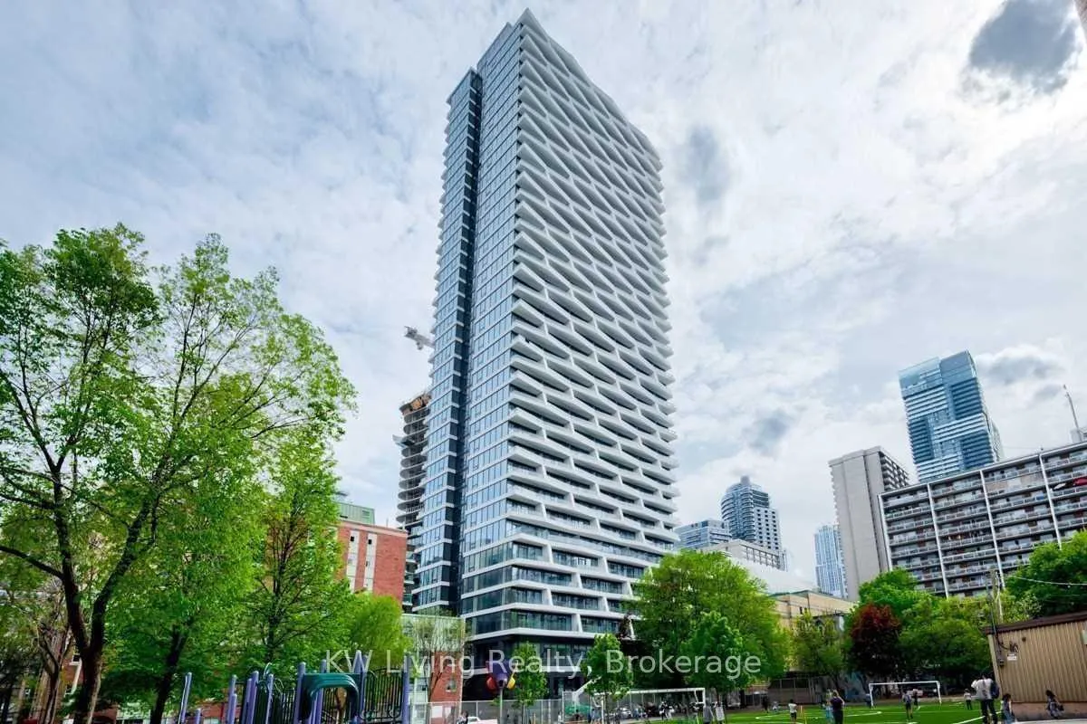 Front of Unit 1607, 85 Wood Street