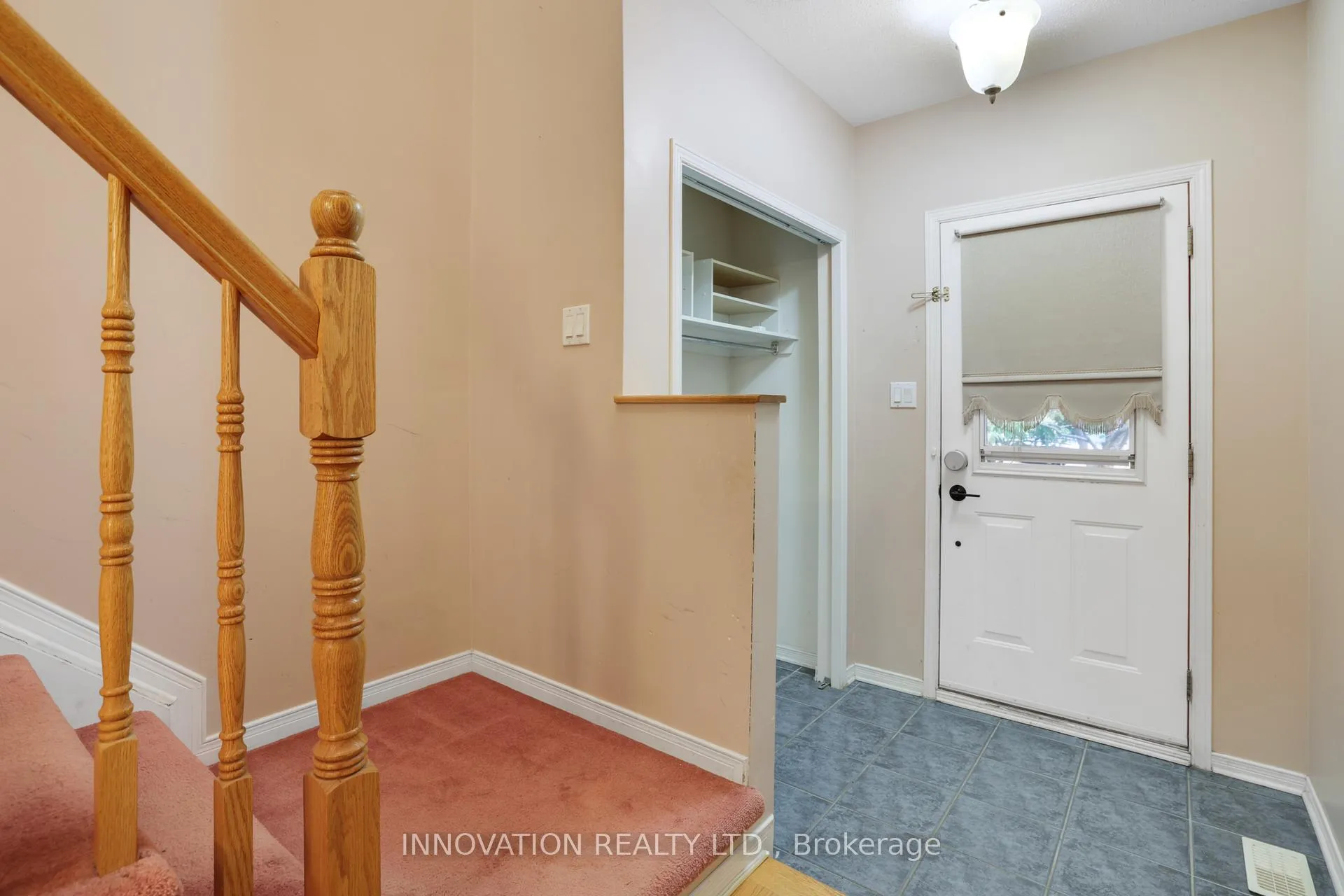 Photo 5 of 8 Kettleby Street, Ottawa, Kanata - Beaverbrook — HOMEH