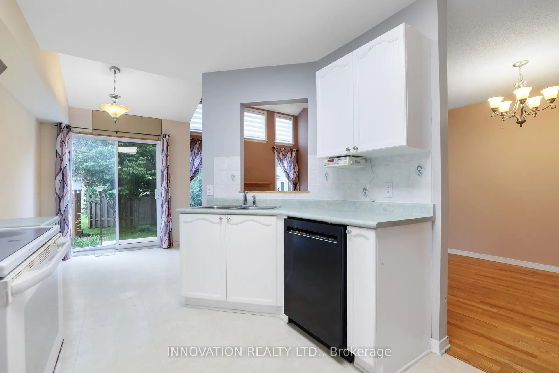 Photo 14 of 8 Kettleby Street, Ottawa, Kanata - Beaverbrook — HOMEH