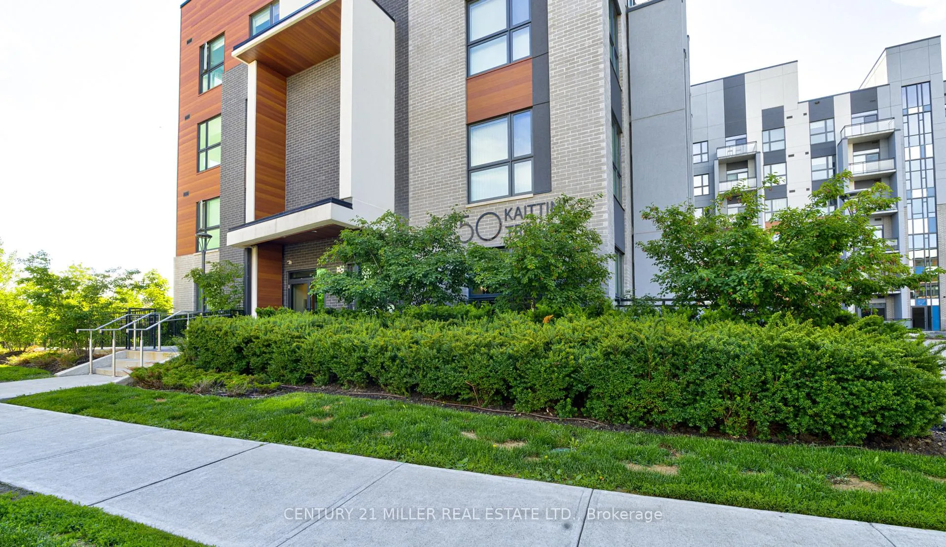 Photo 1 of Unit 404, 50 Kaitting Trail, Oakville, Glenorchy — HOMEH