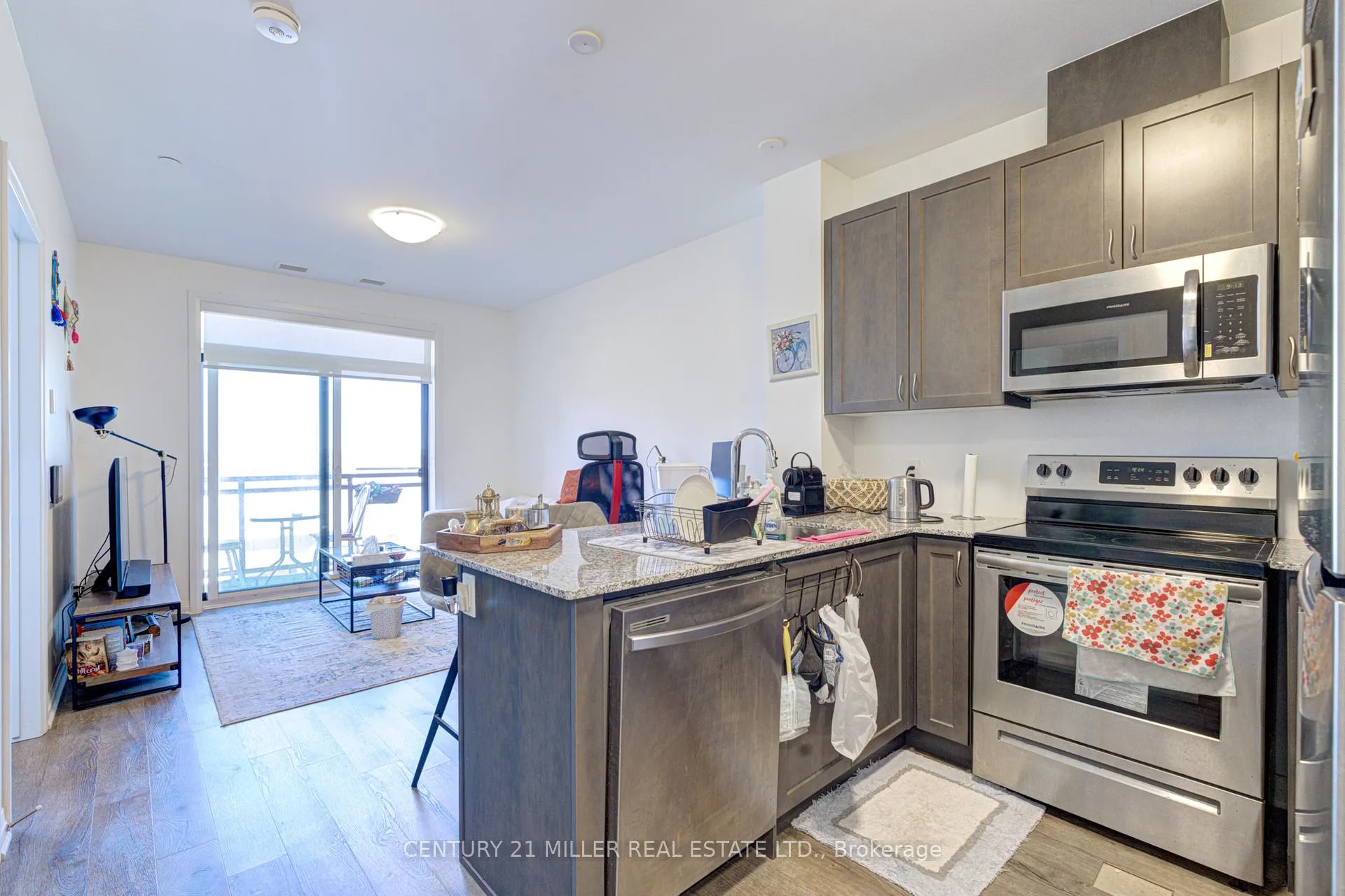 Photo 5 of Unit 404, 50 Kaitting Trail, Oakville, Glenorchy — HOMEH