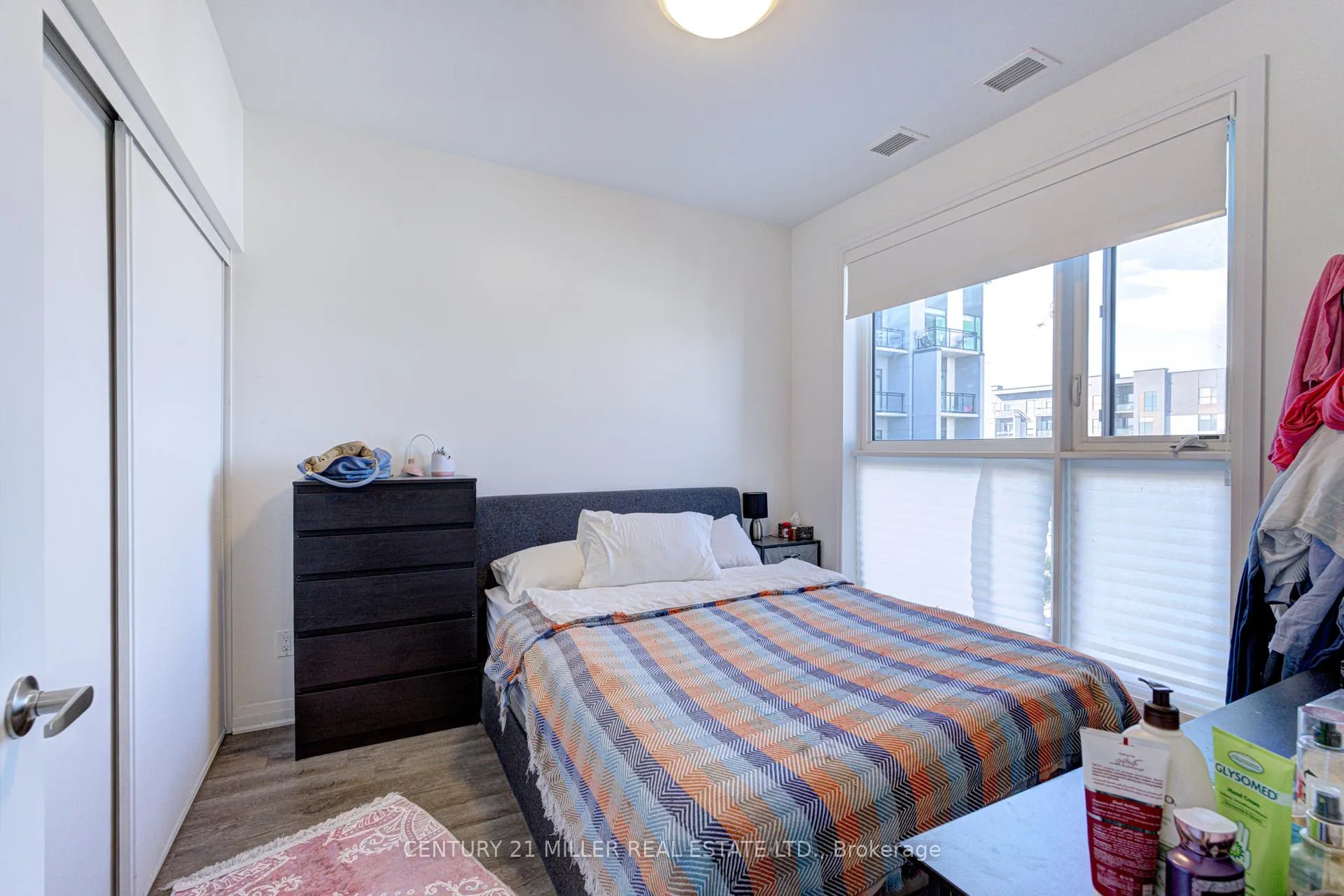 Photo 12 of Unit 404, 50 Kaitting Trail, Oakville, Glenorchy — HOMEH