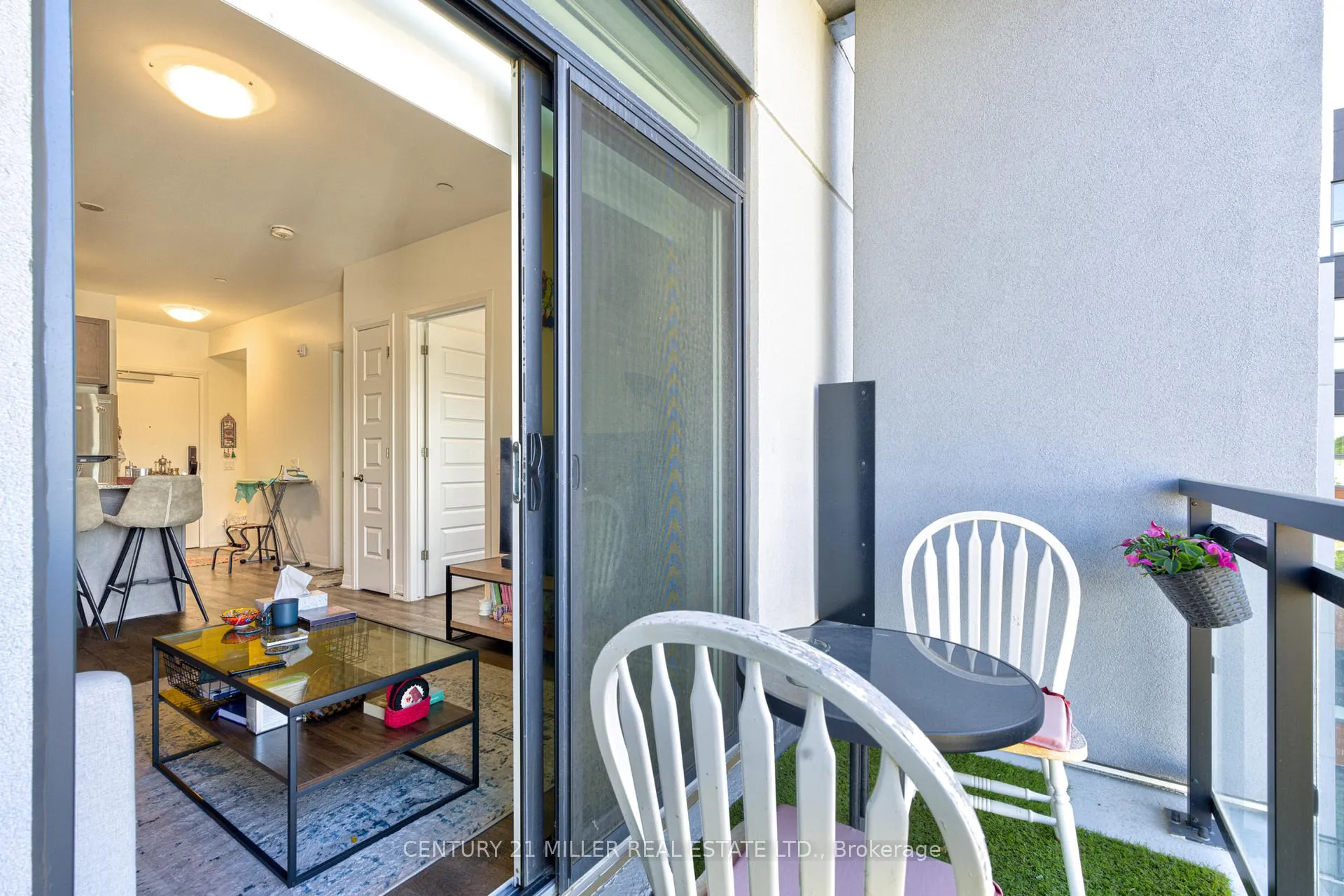 Photo 15 of Unit 404, 50 Kaitting Trail, Oakville, Glenorchy — HOMEH