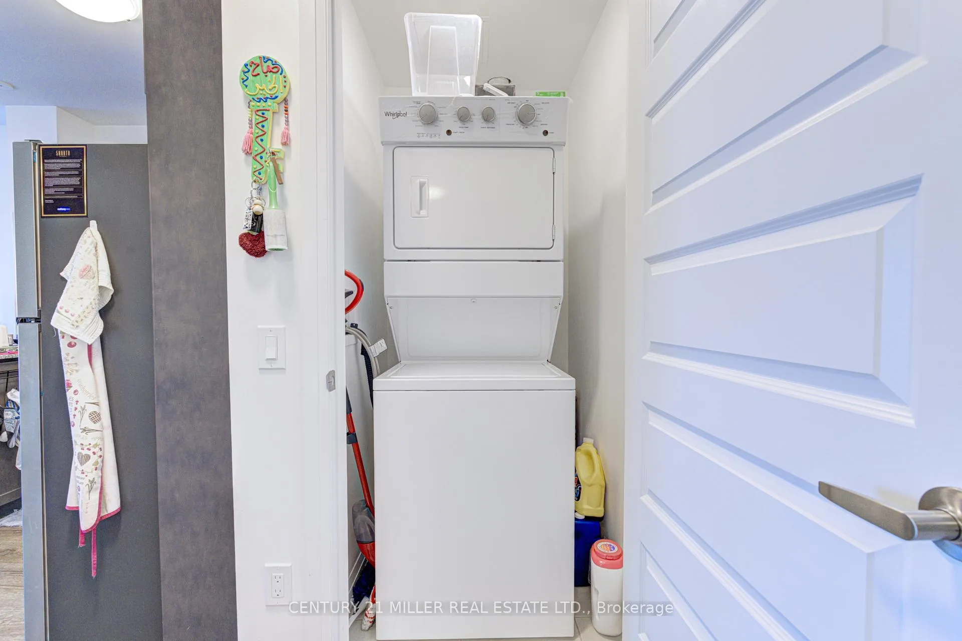 Photo 19 of Unit 404, 50 Kaitting Trail, Oakville, Glenorchy — HOMEH