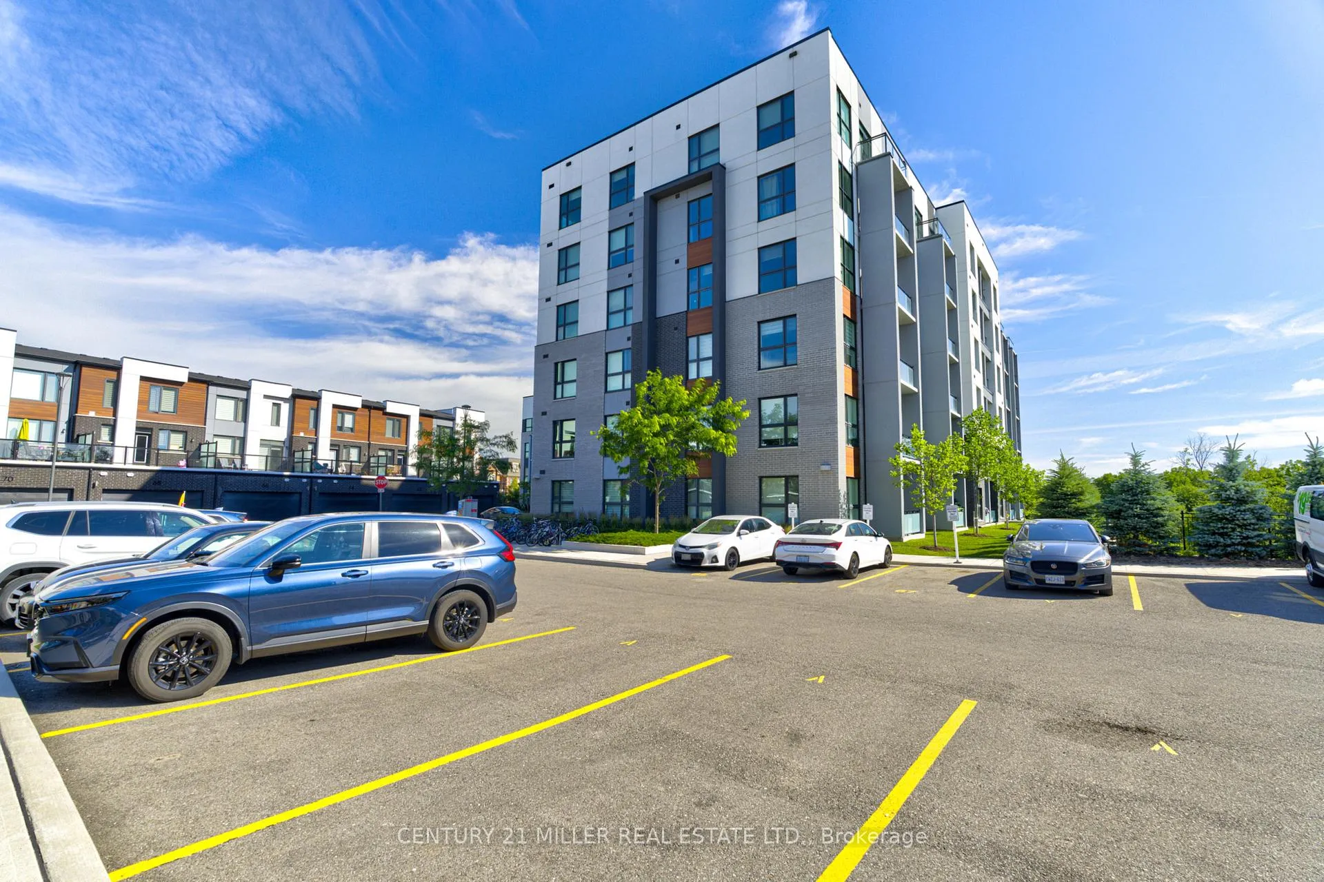 Photo 25 of Unit 404, 50 Kaitting Trail, Oakville, Glenorchy — HOMEH