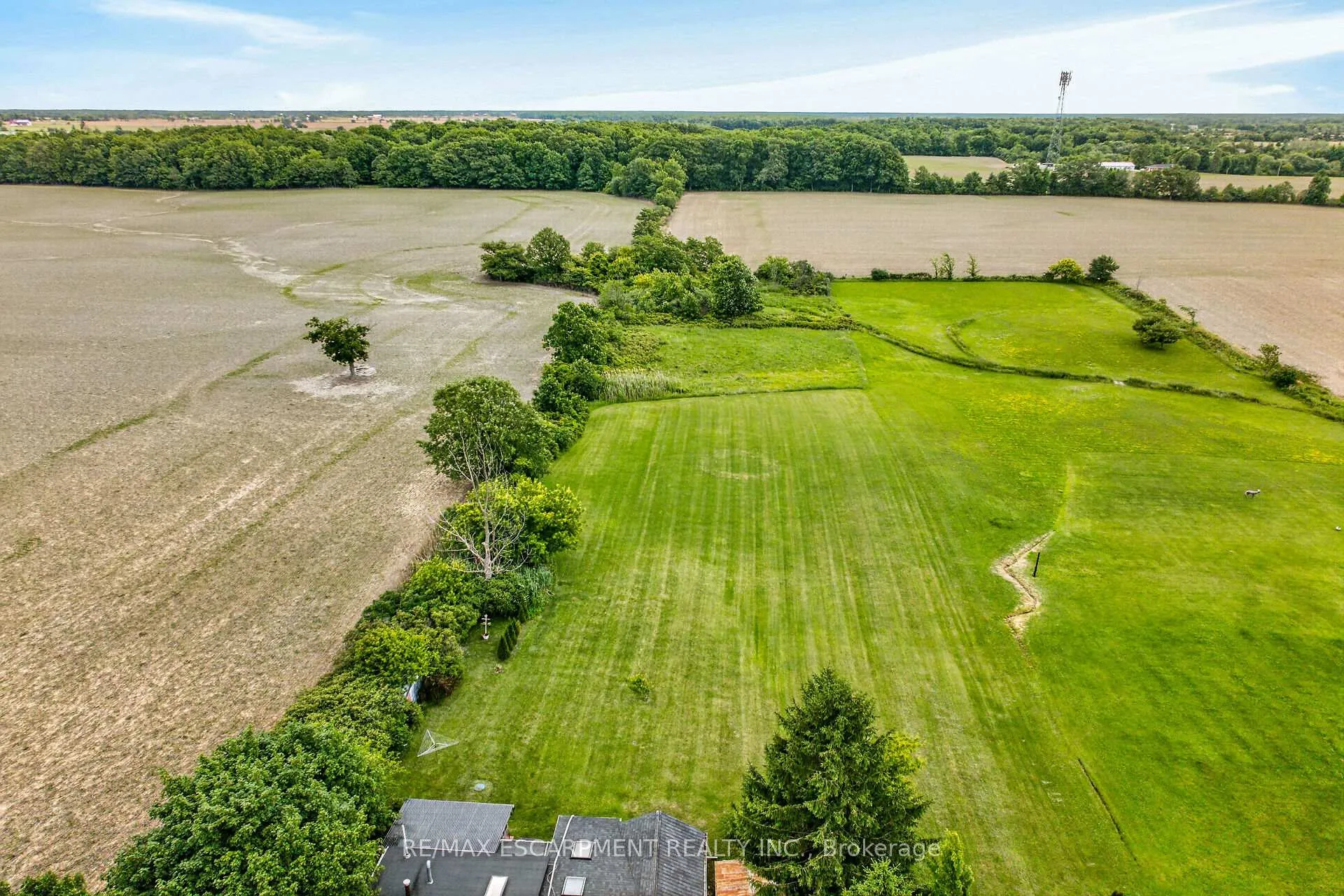 Photo 2 of 3459 Highway 56, Hamilton, Rural Glanbrook — HOMEH