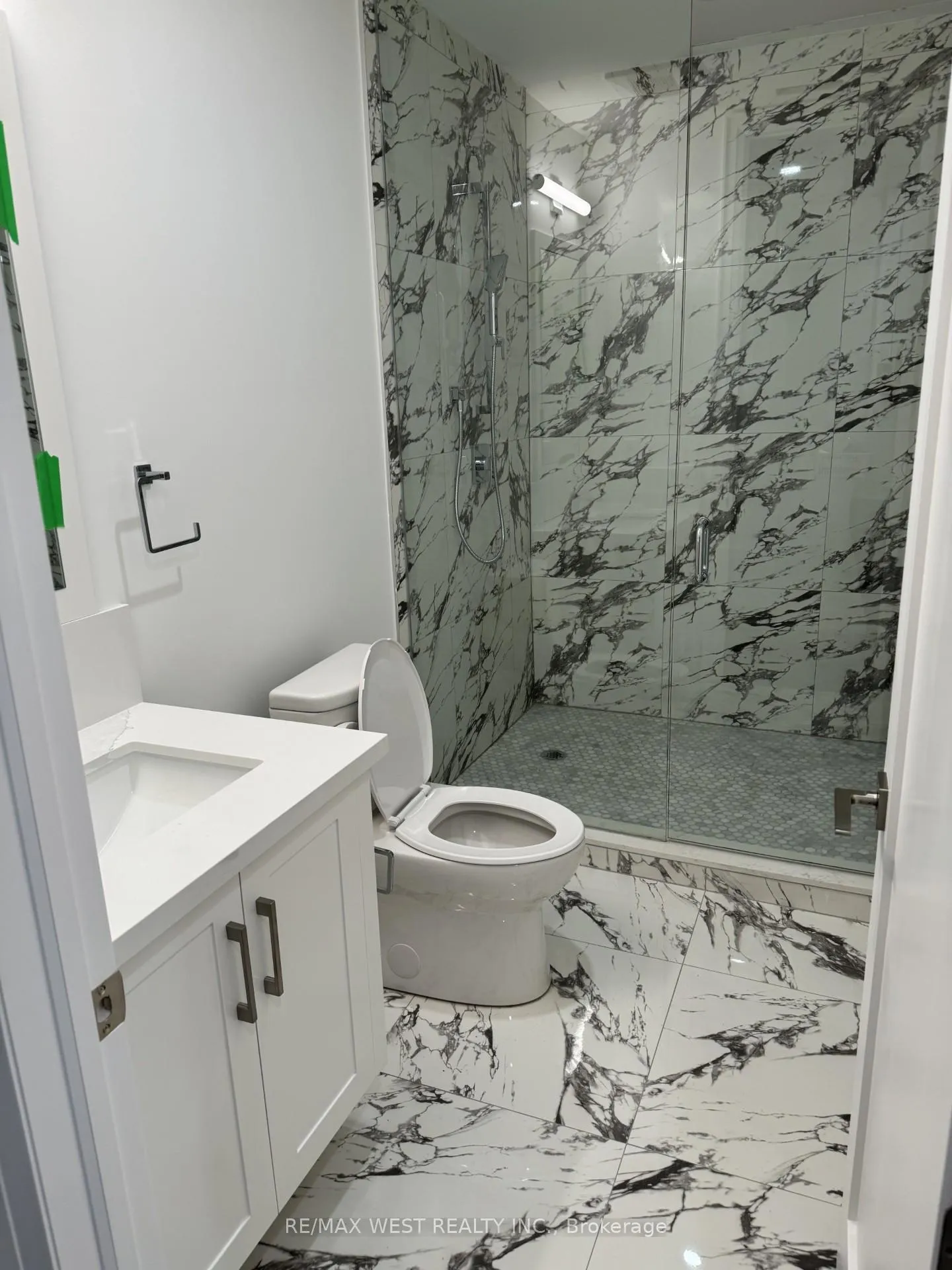 Photo 13 of Unit Lower, 21 Antonio Court, North York, Humber Summit — HOMEH