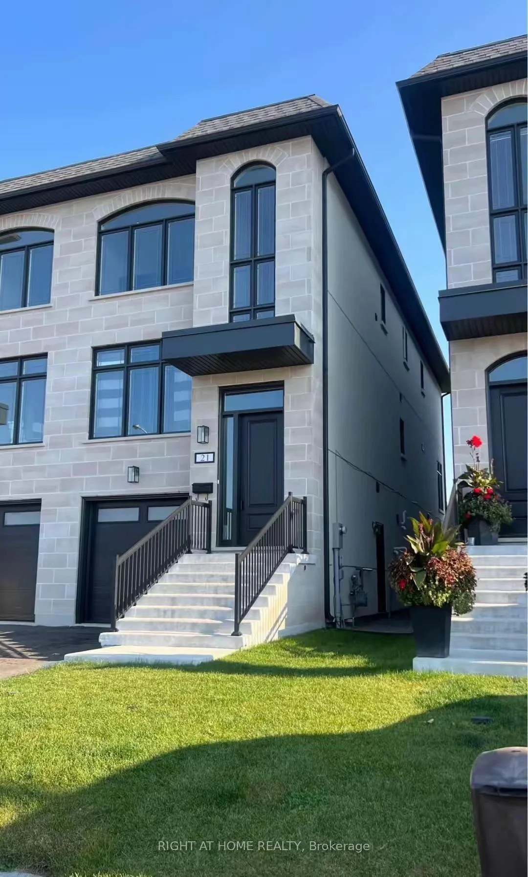 Photo 1 of Unit Lower, 21 Antonio Court, North York, Humber Summit — HOMEH