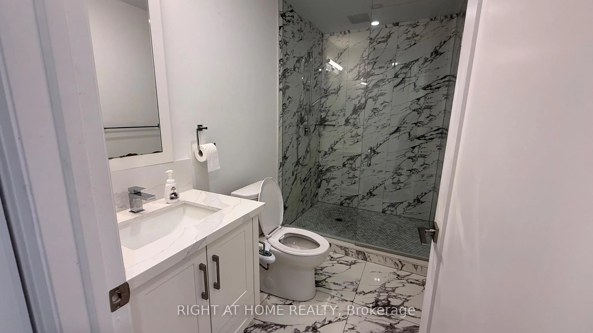 Photo 19 of Unit Lower, 21 Antonio Court, North York, Humber Summit — HOMEH