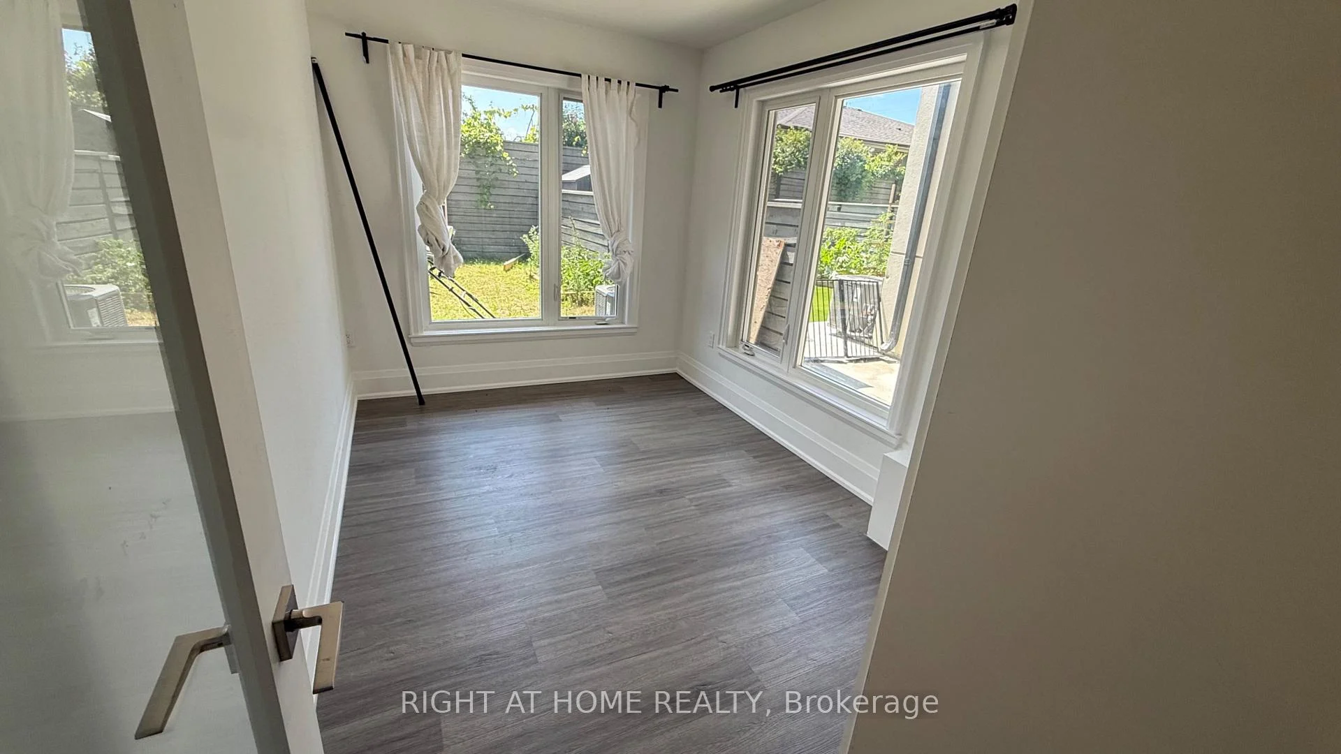 Photo 22 of Unit Lower, 21 Antonio Court, North York, Humber Summit — HOMEH