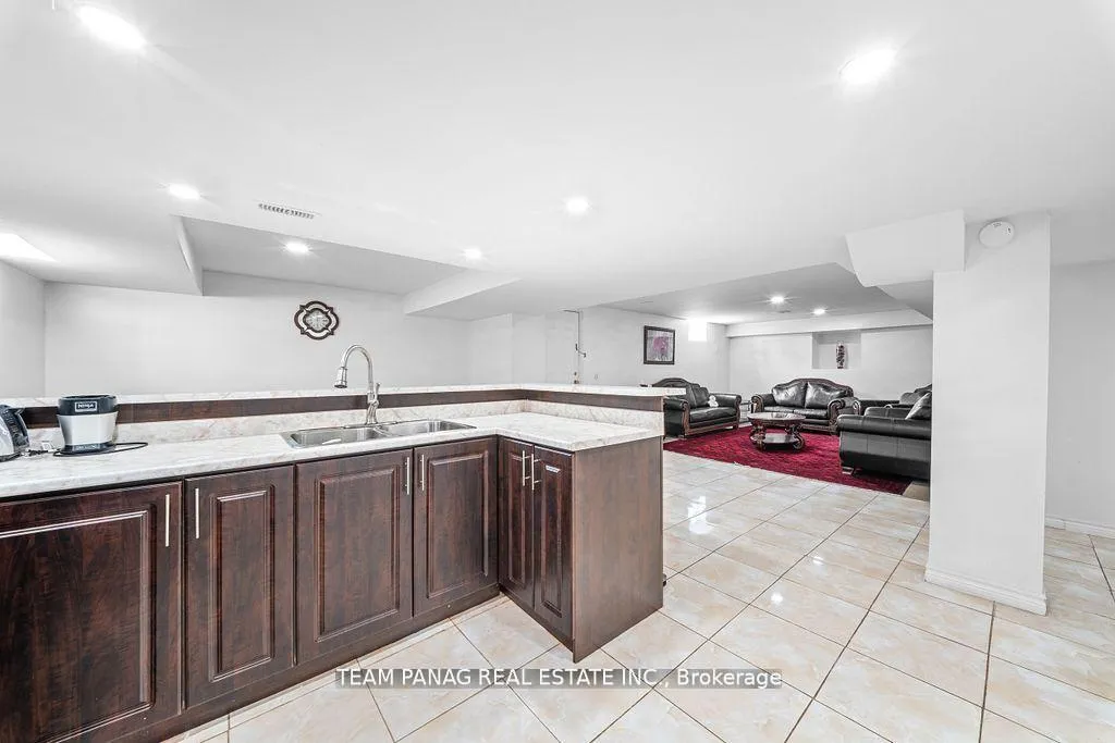 Photo 42 of 56 Leparc Road, Brampton, Vales of Castlemore North — HOMEH