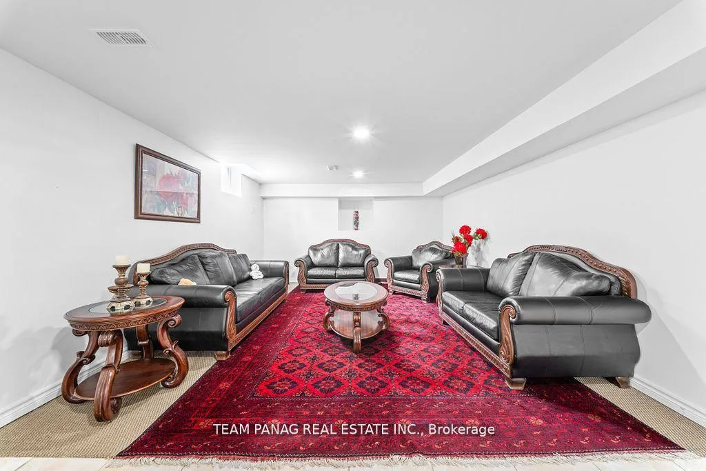 Photo 43 of 56 Leparc Road, Brampton, Vales of Castlemore North — HOMEH