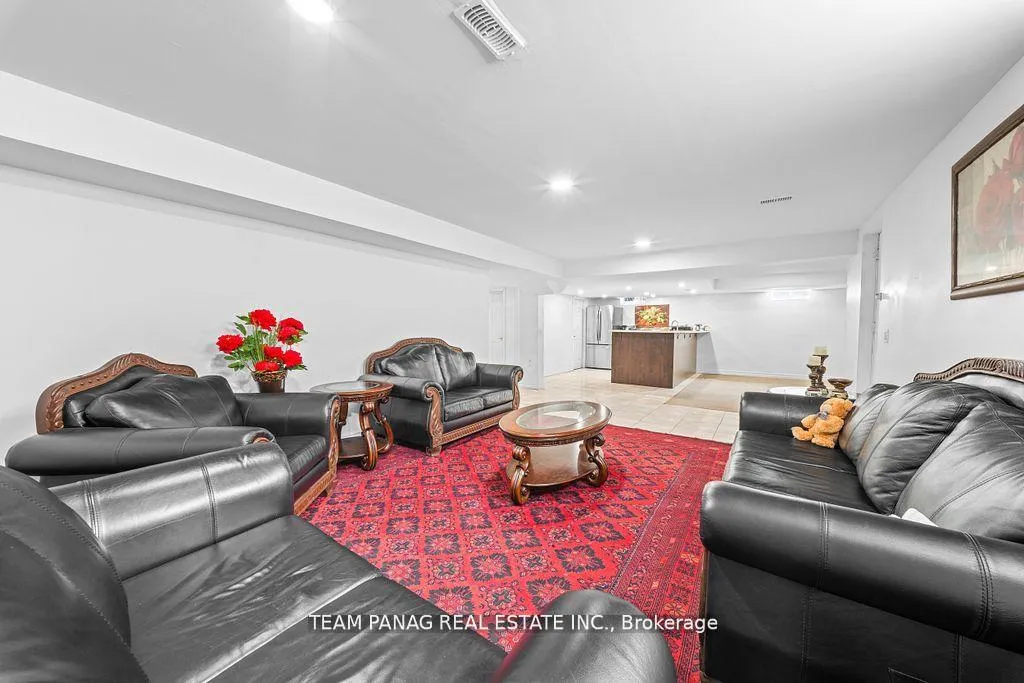 Photo 44 of 56 Leparc Road, Brampton, Vales of Castlemore North — HOMEH