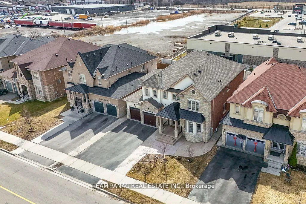 Photo 48 of 56 Leparc Road, Brampton, Vales of Castlemore North — HOMEH