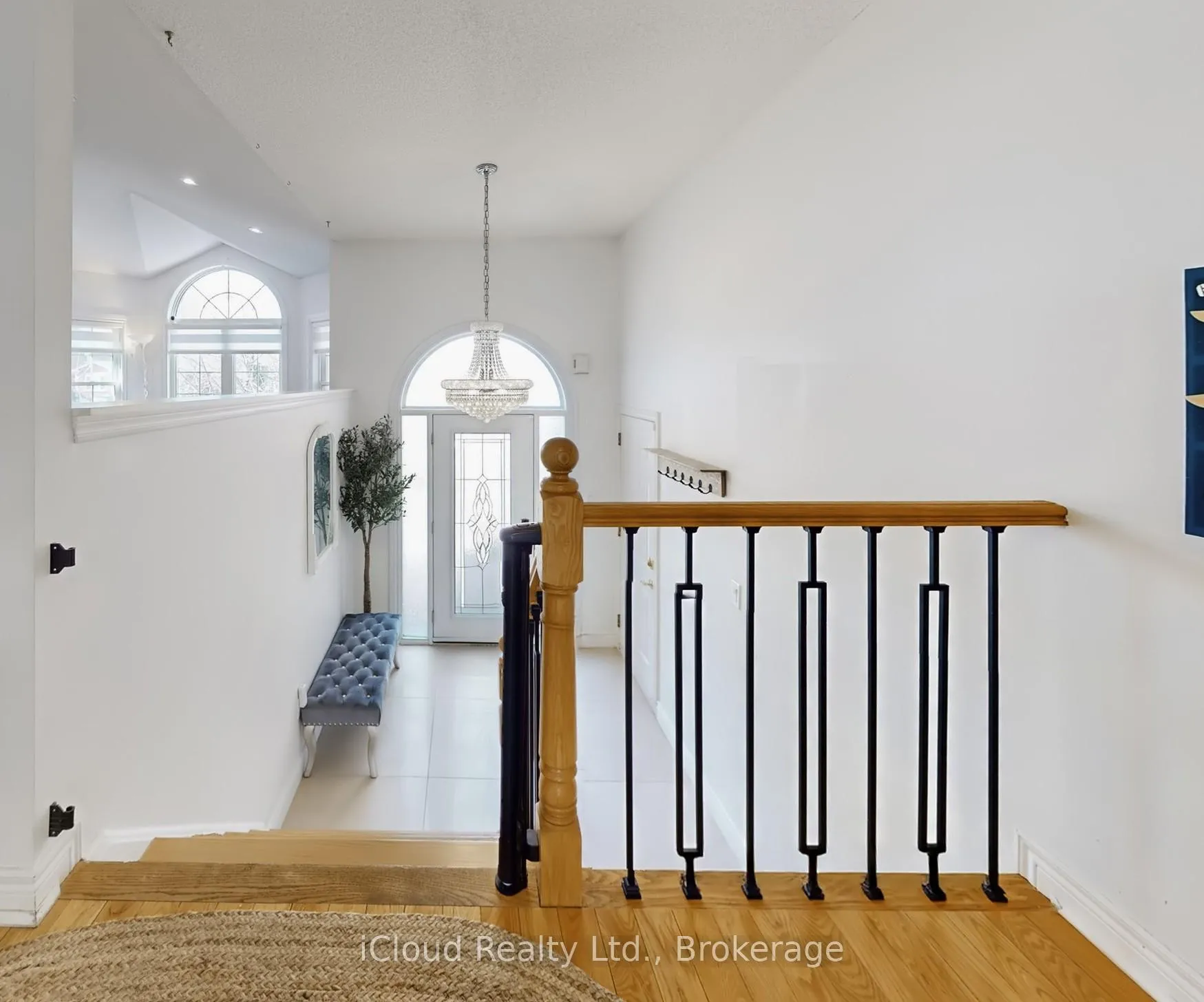 Photo 10 of 197 Mapleton Avenue, Barrie, Holly — HOMEH