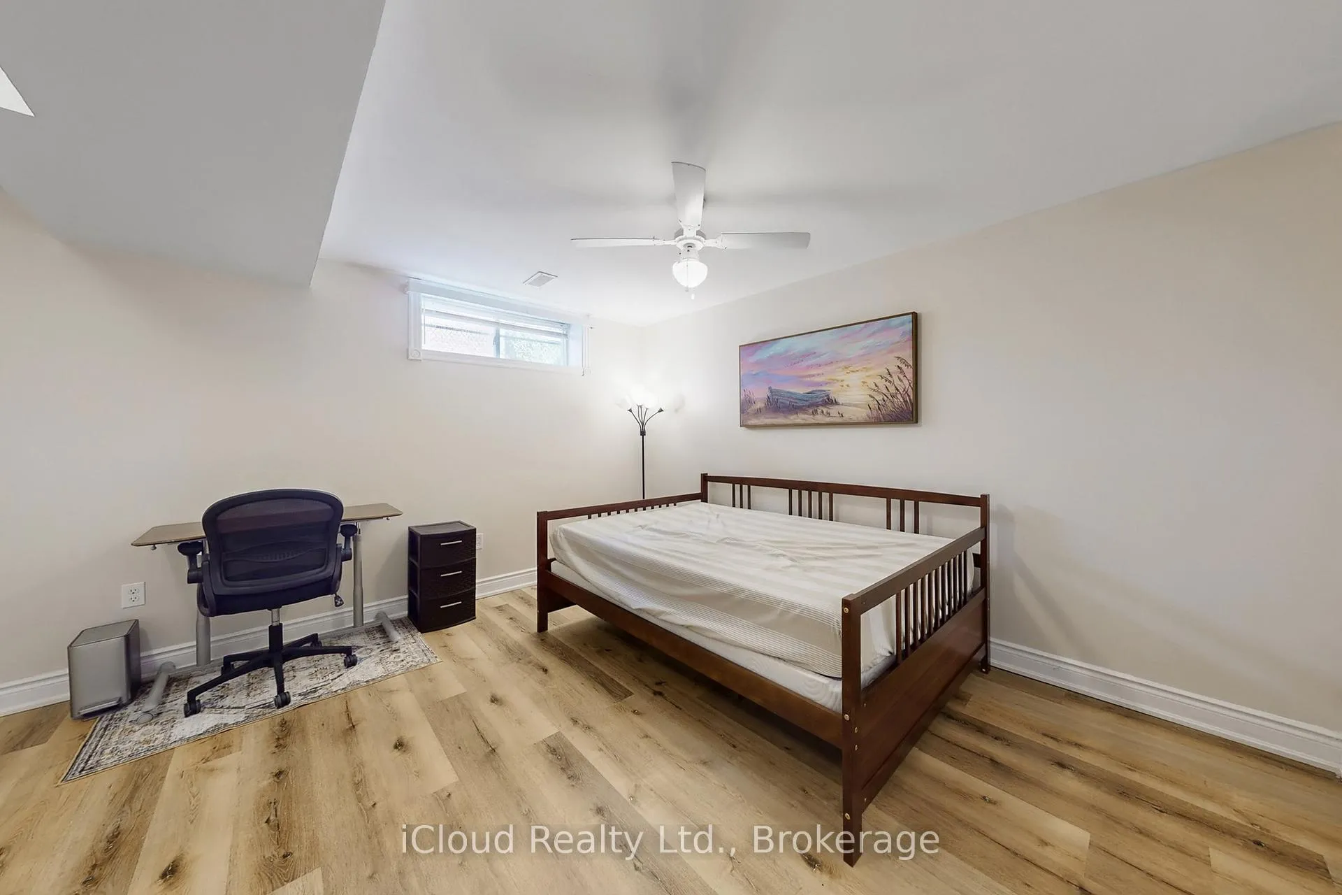Photo 14 of 197 Mapleton Avenue, Barrie, Holly — HOMEH