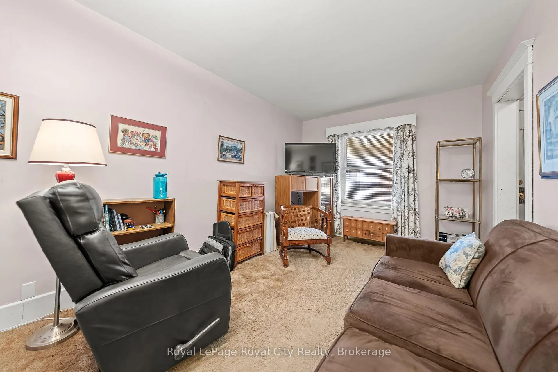 Photo 8 of 9 Stull Avenue, Guelph, Exhibition Park — HOMEH