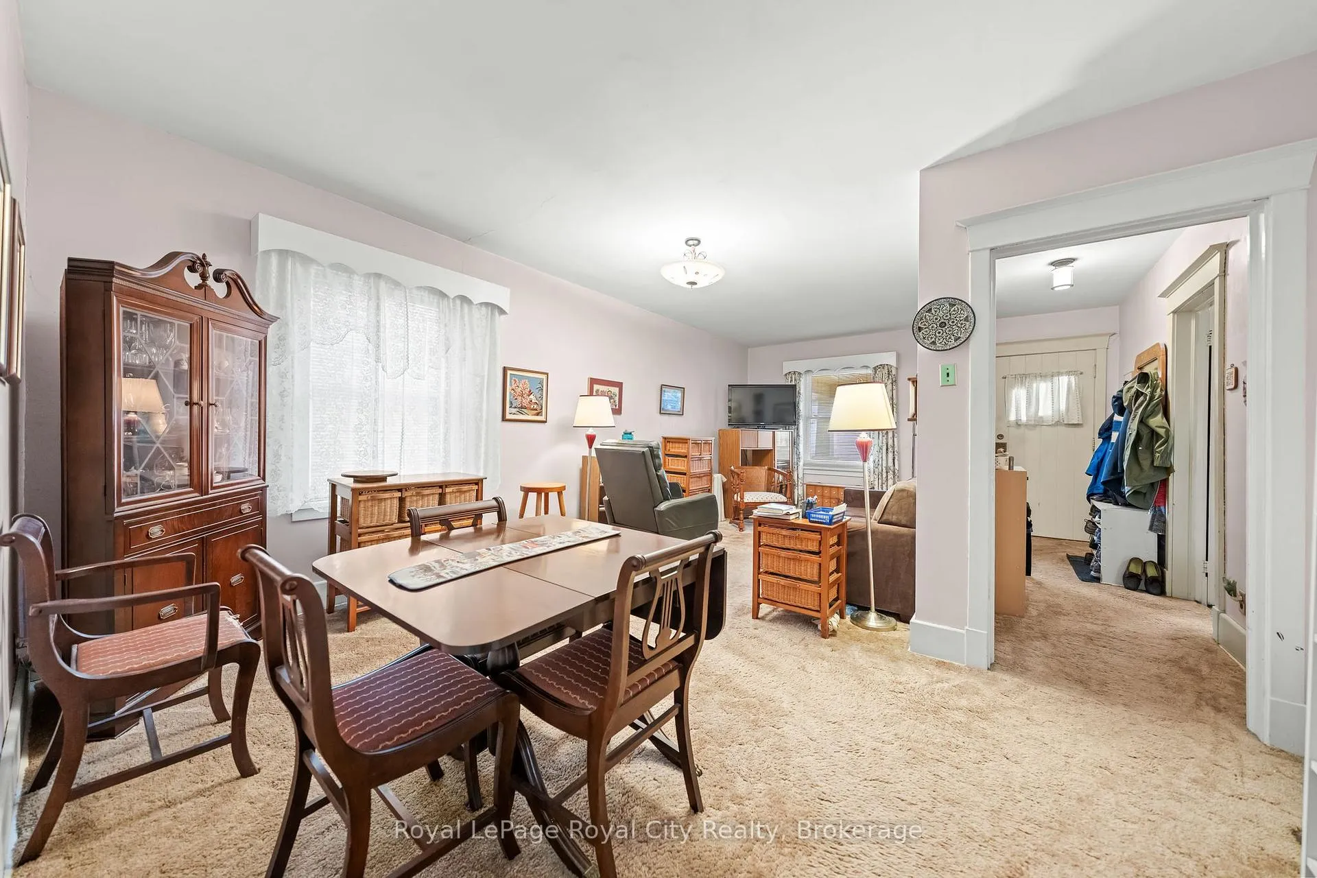 Photo 10 of 9 Stull Avenue, Guelph, Exhibition Park — HOMEH