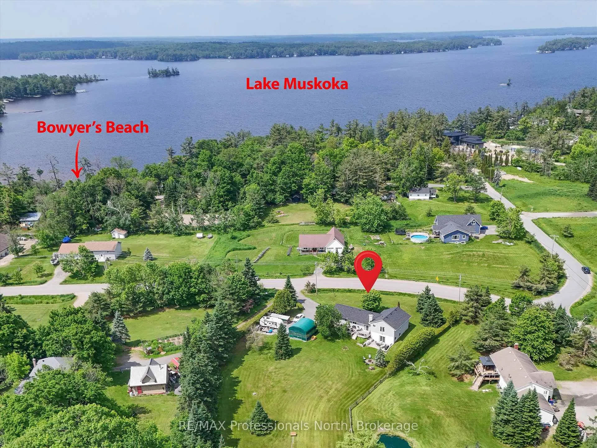 Photo 4 of 1287 Golden Beach Road, Bracebridge, Monck (Bracebridge) — HOMEH