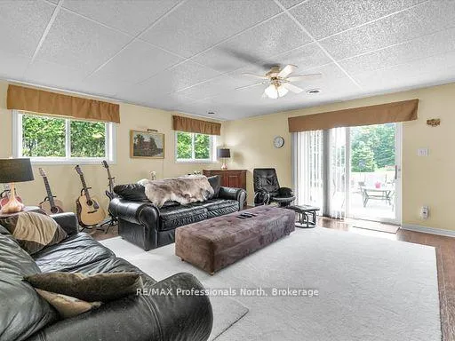 Photo 24 of 1287 Golden Beach Road, Bracebridge, Monck (Bracebridge) — HOMEH