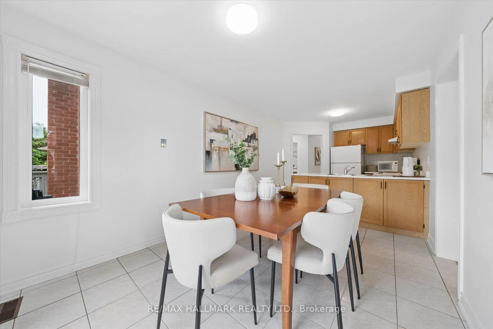 Photo 13 of 21 Caldbeck Avenue, Markham, Milliken Mills East — HOMEH