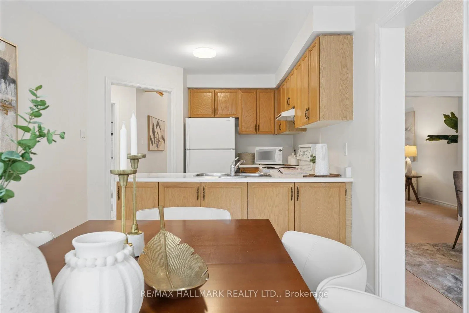 Photo 14 of 21 Caldbeck Avenue, Markham, Milliken Mills East — HOMEH