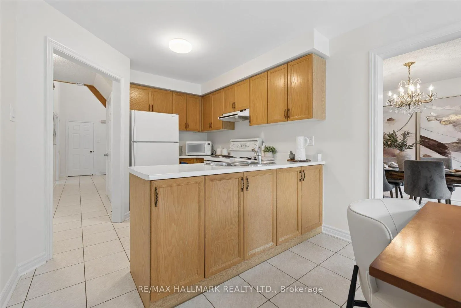 Photo 15 of 21 Caldbeck Avenue, Markham, Milliken Mills East — HOMEH