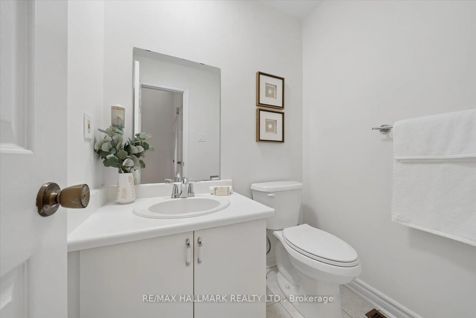 Photo 24 of 21 Caldbeck Avenue, Markham, Milliken Mills East — HOMEH