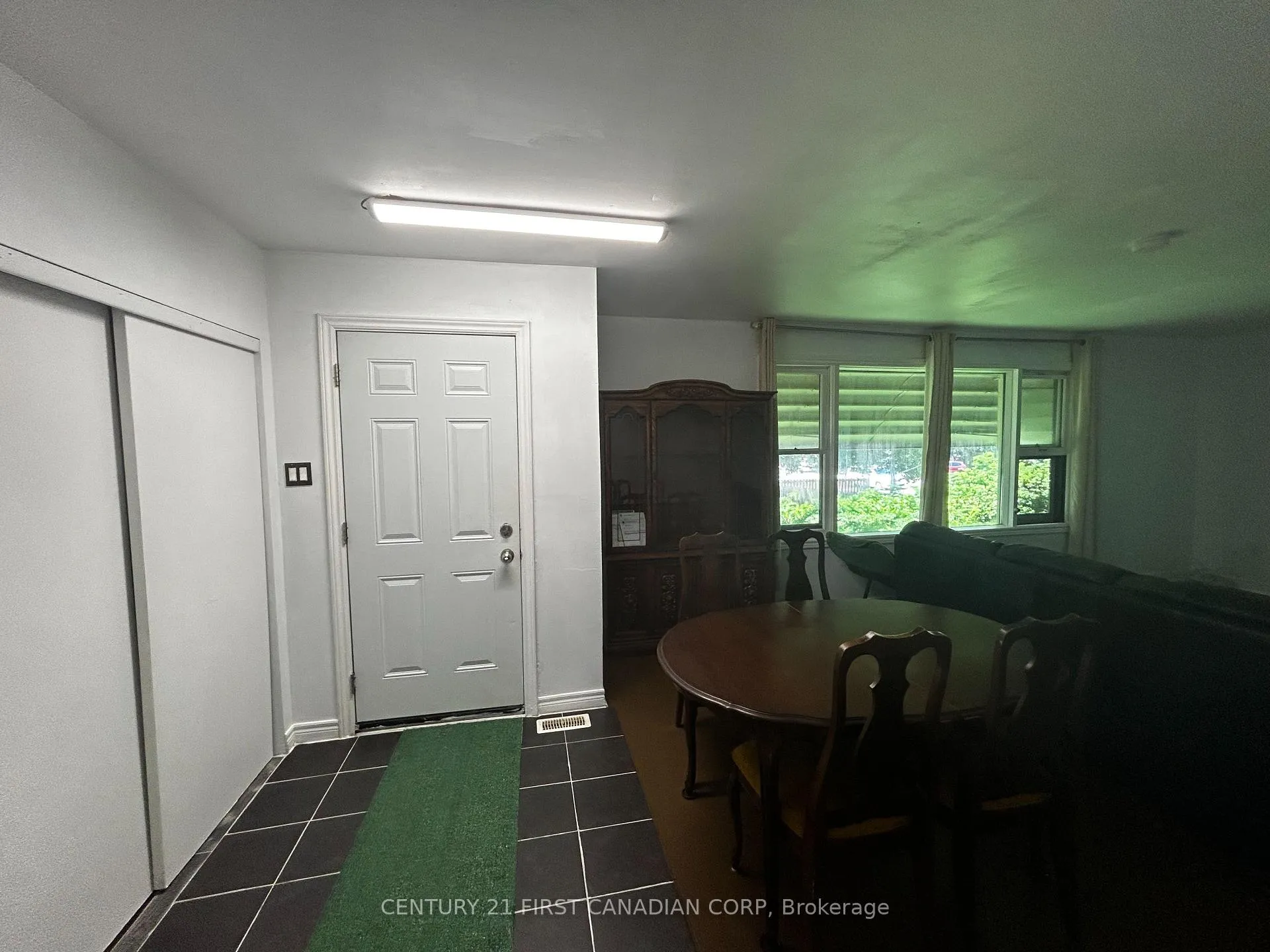 Photo 9 of Unit A, 699 Huron Street, London, East C — HOMEH