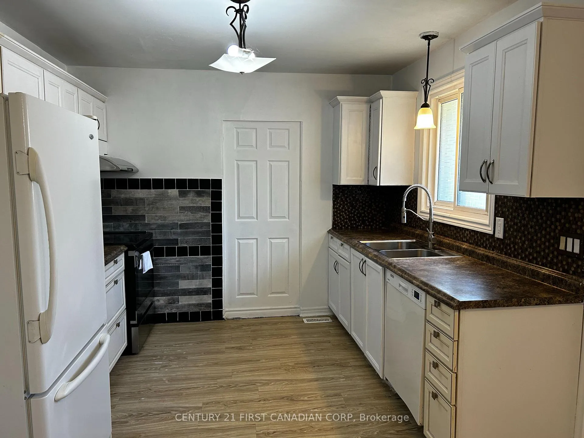 Photo 17 of Unit A, 699 Huron Street, London, East C — HOMEH