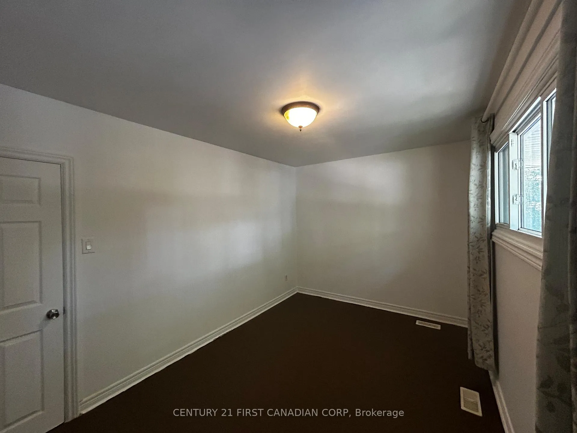Photo 22 of Unit A, 699 Huron Street, London, East C — HOMEH