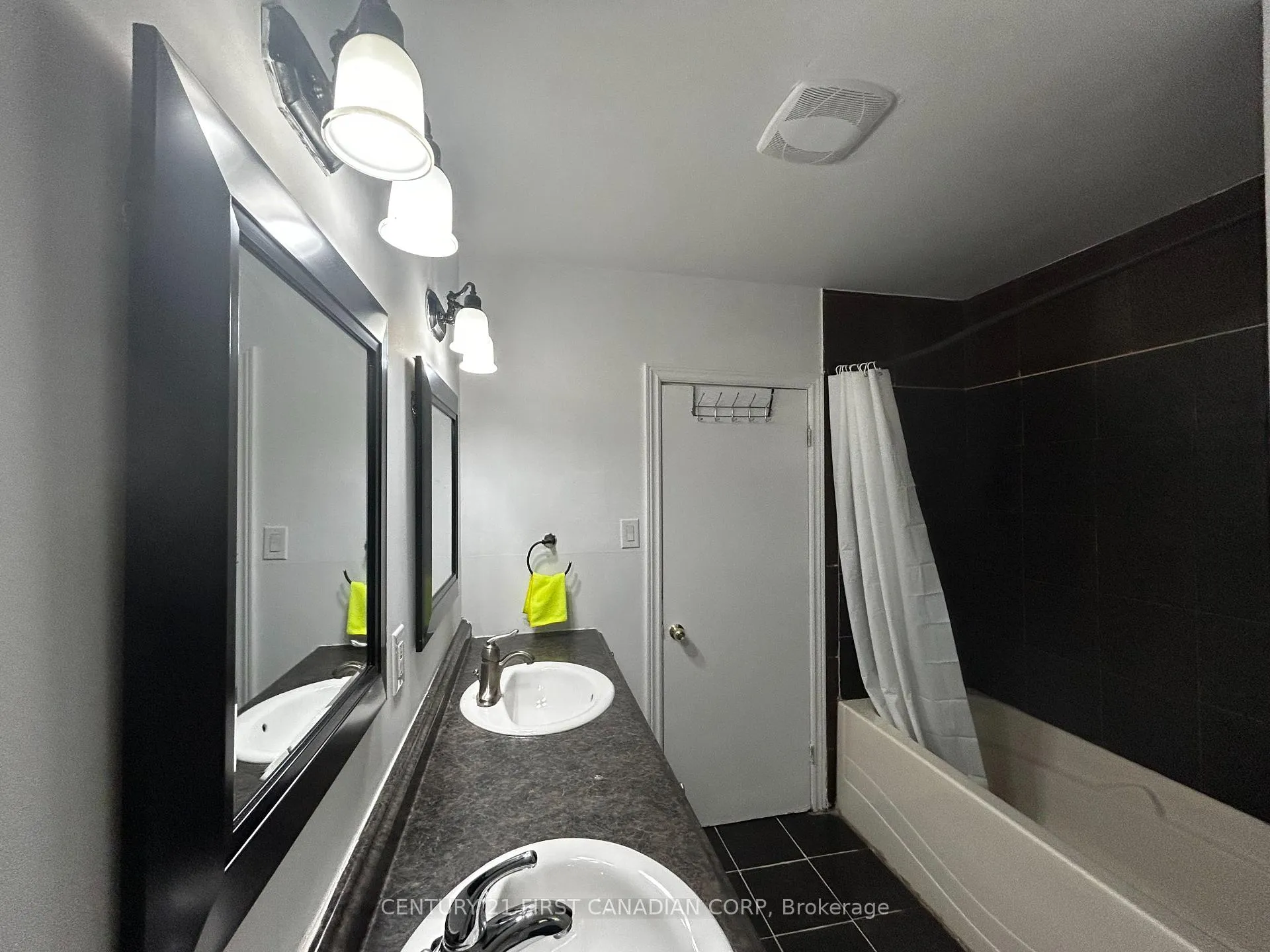 Photo 29 of Unit A, 699 Huron Street, London, East C — HOMEH
