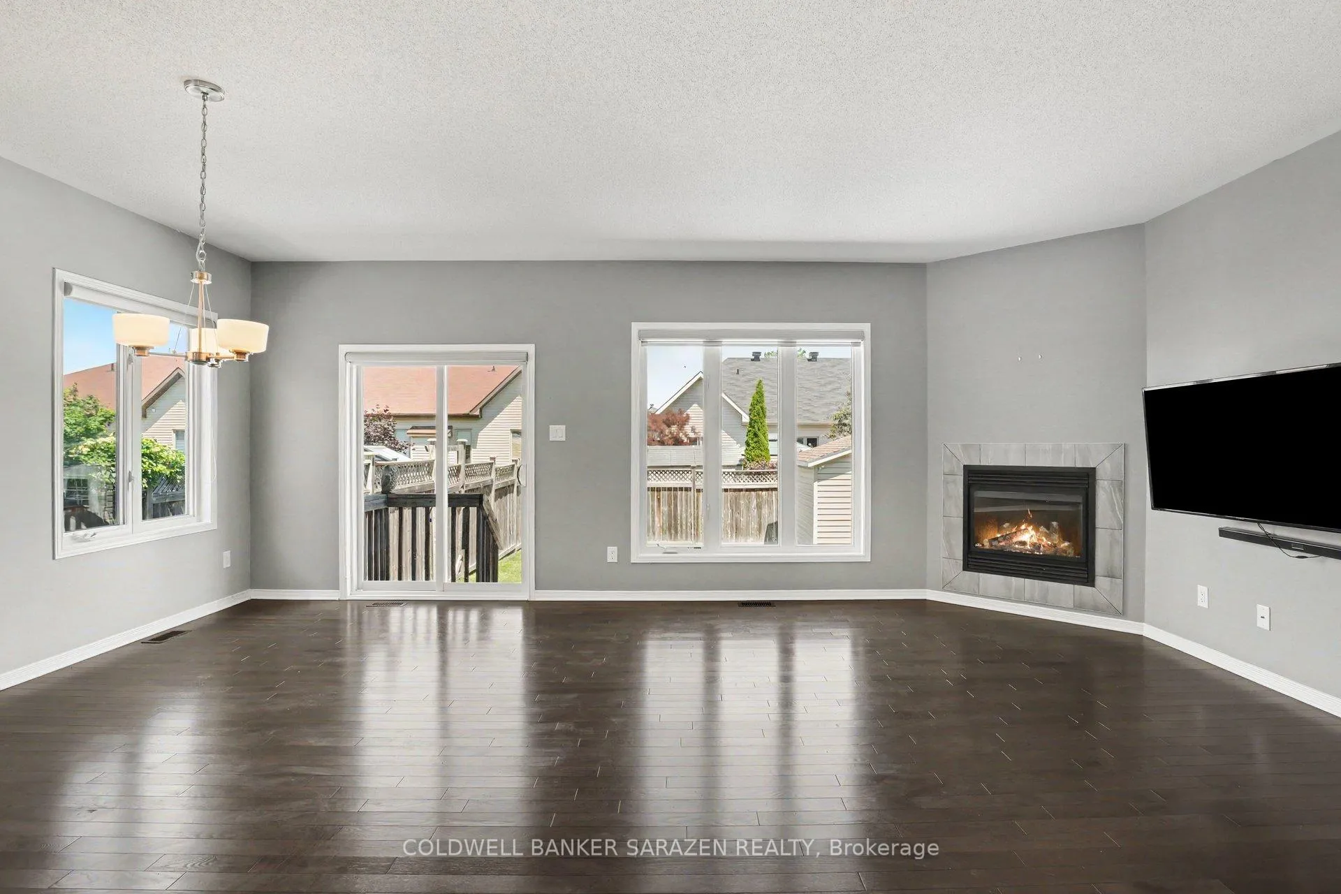 Photo 7 of 31 Gordon Fergusson Place, Arnprior, Arnprior — HOMEH