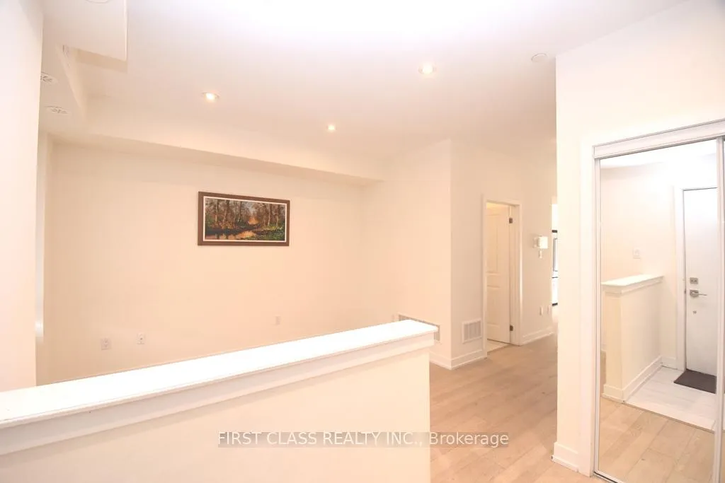 Photo 2 of 88 William Duncan Road, North York, Downsview-Roding-CFB — HOMEH
