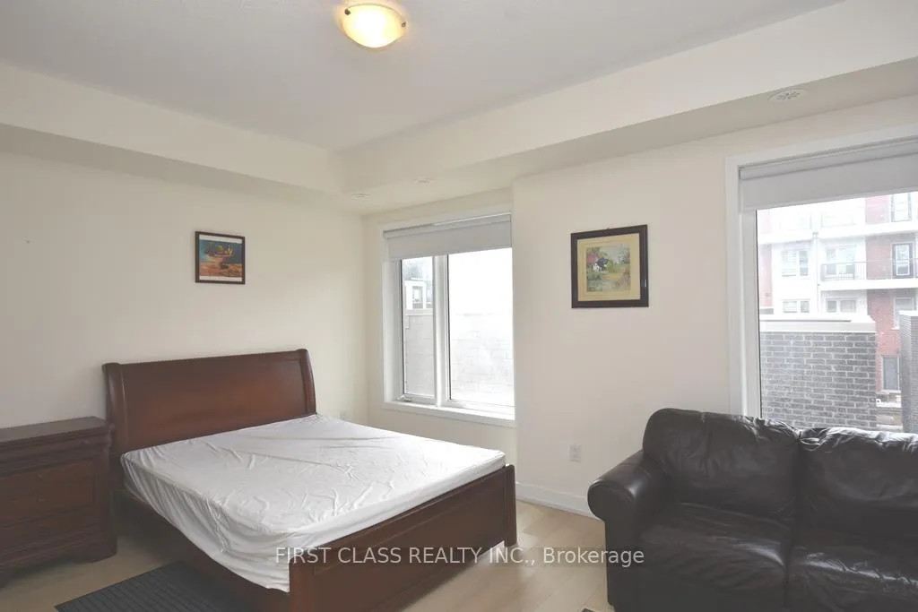 Photo 9 of 88 William Duncan Road, North York, Downsview-Roding-CFB — HOMEH