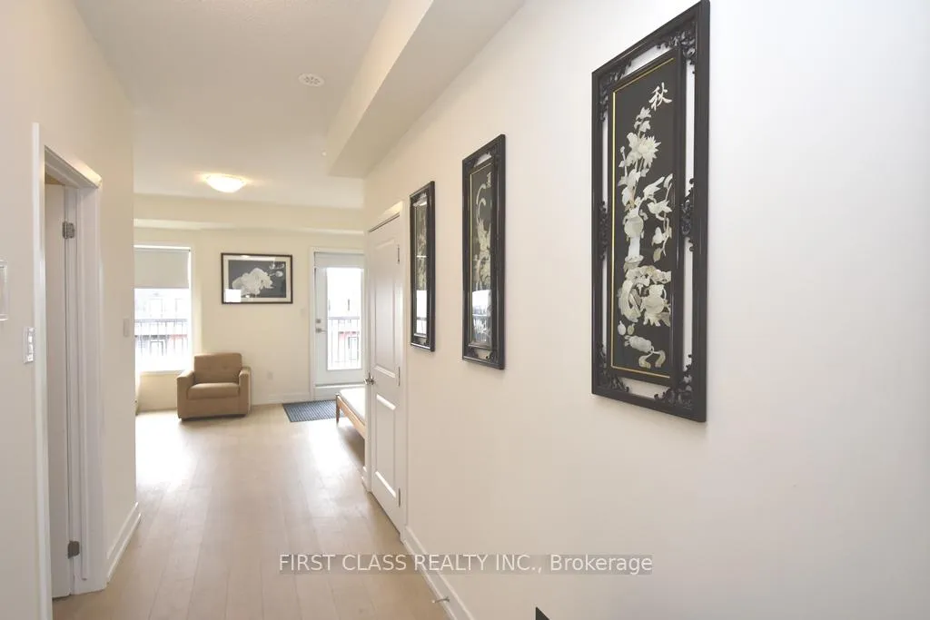 Photo 18 of 88 William Duncan Road, North York, Downsview-Roding-CFB — HOMEH