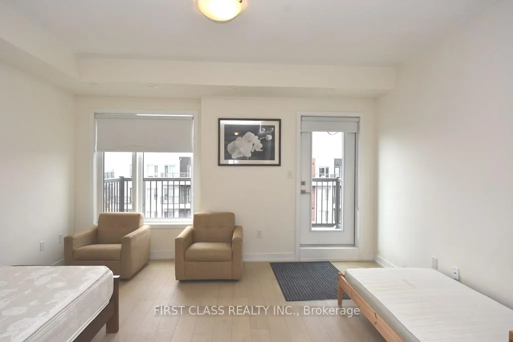 Photo 19 of 88 William Duncan Road, North York, Downsview-Roding-CFB — HOMEH