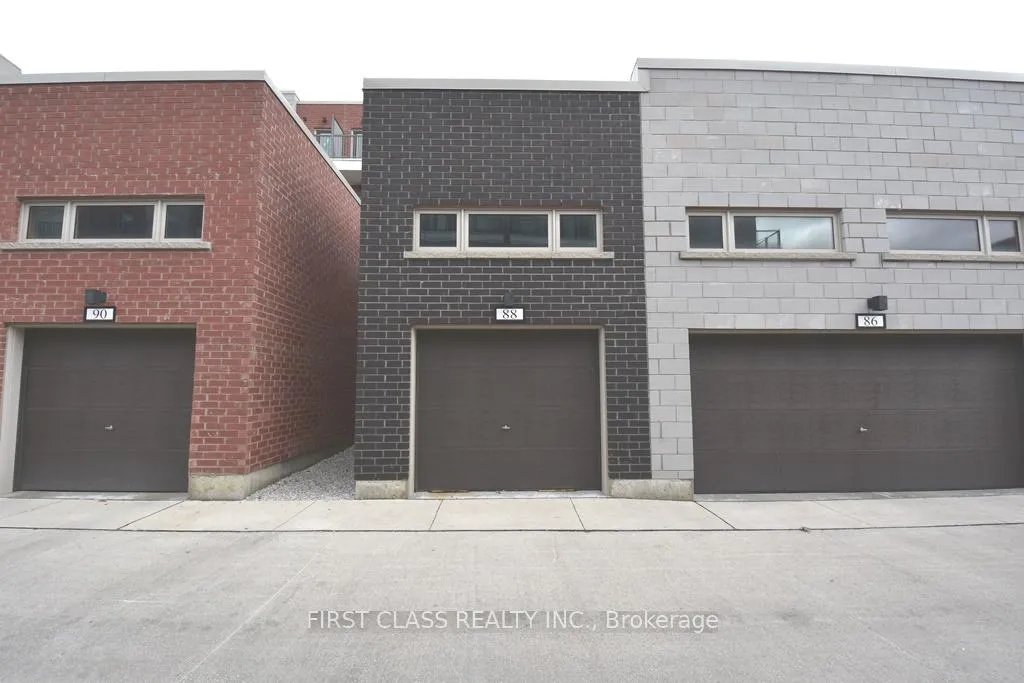 Photo 23 of 88 William Duncan Road, North York, Downsview-Roding-CFB — HOMEH
