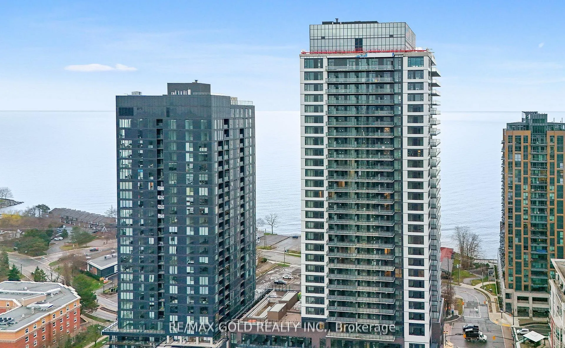 Front of Unit 214, 2075 Lakeshore Road